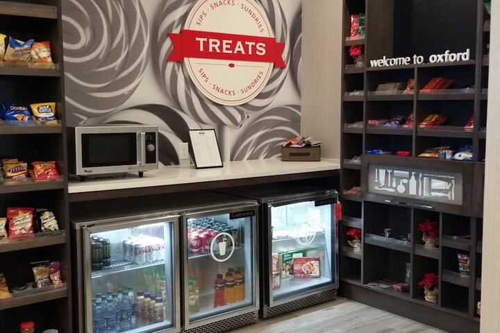 Snack bar