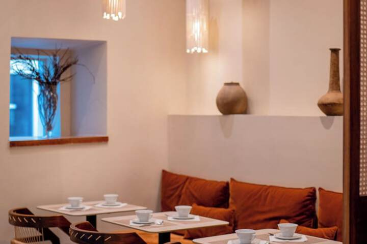 Breakfast/Coffee Service 40 of 55