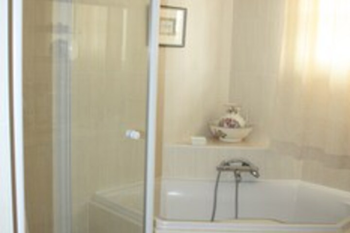 Room 3 of 26