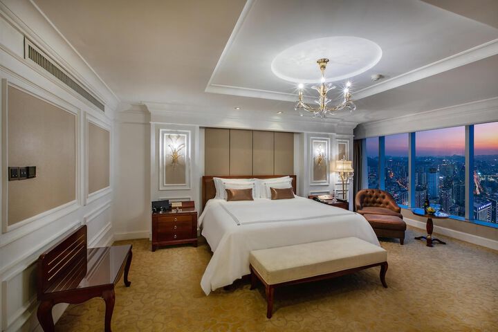 Room 77 of 378