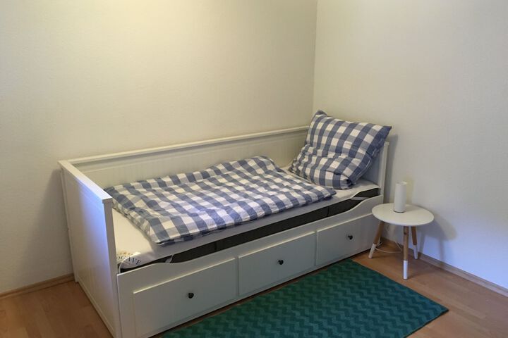 Room 2 of 48