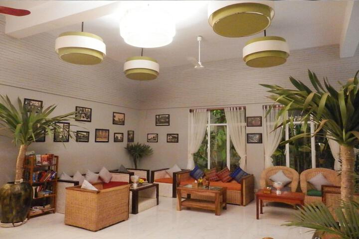 Hotel Interior 4 of 106