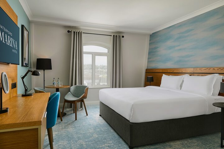 Room 4 of 50