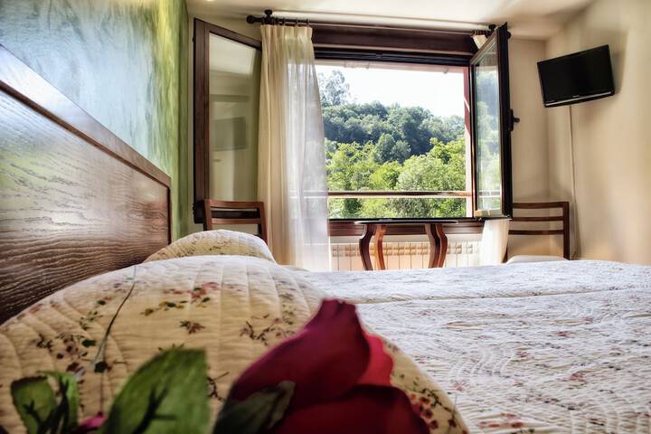 Room 4 of 44