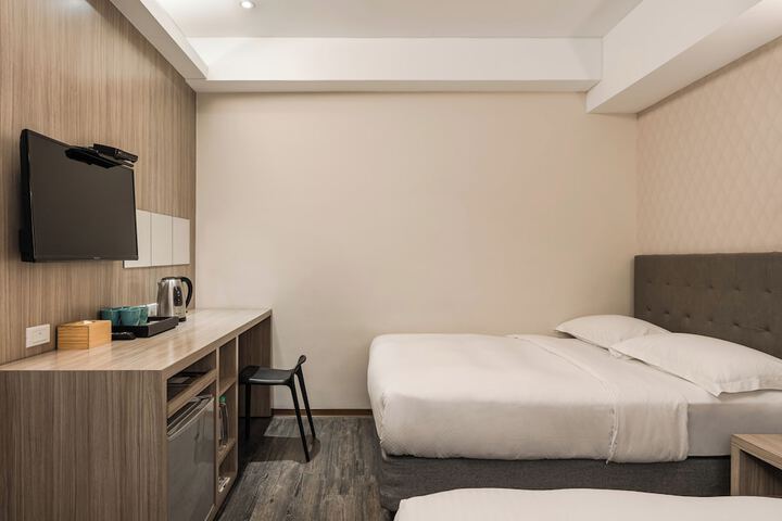 Room 10 of 45