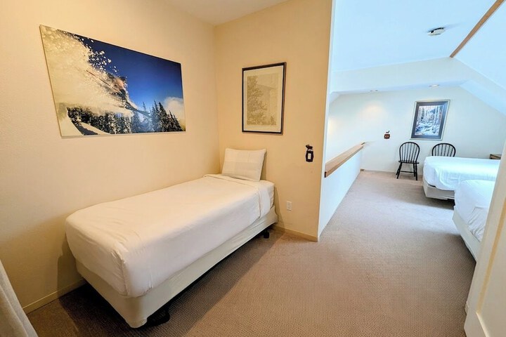 Hotel 75 of 89