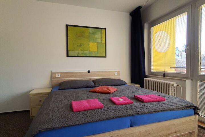 Room 11 of 22