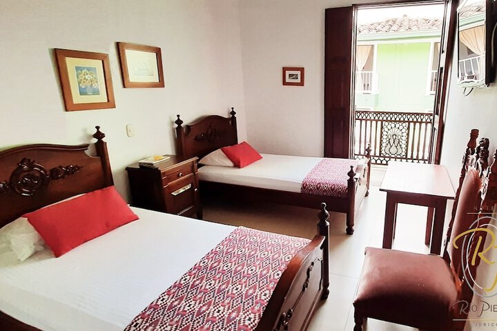 Room 4 of 46