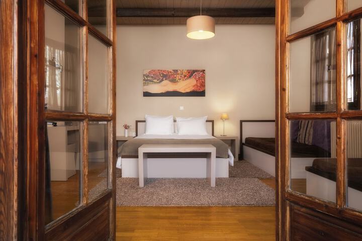 Room 12 of 61
