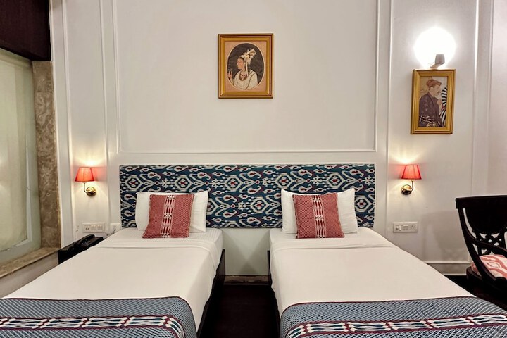 Room 18 of 49