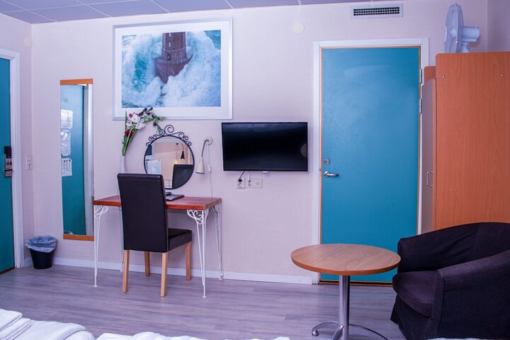 Room 47 of 62