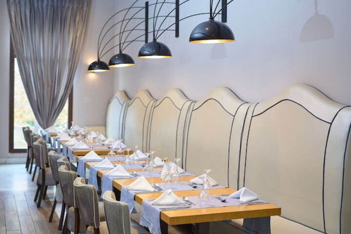 Dining 108 of 169