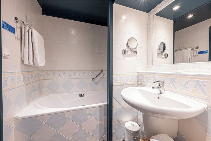 Bathroom Interior Photo