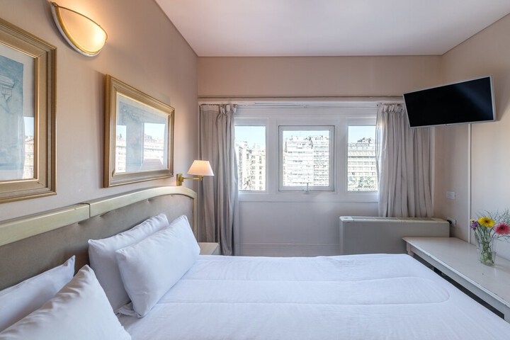 Room 25 of 71