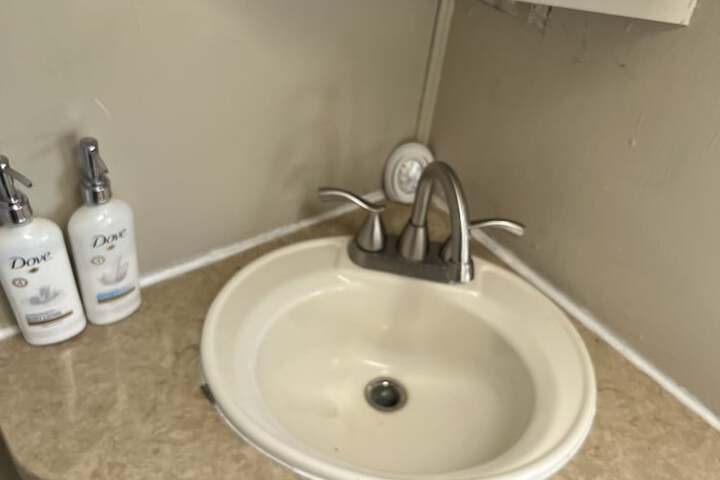 Room 70 of 148