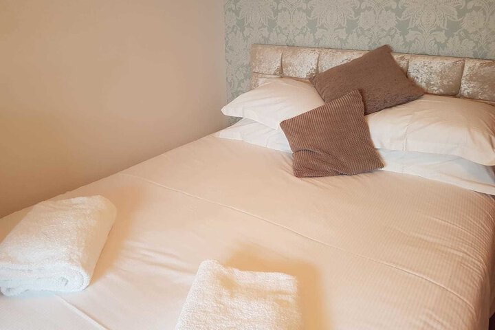 Room 17 of 22