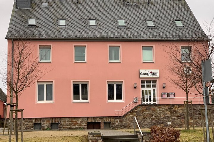 Hotel 7 of 49
