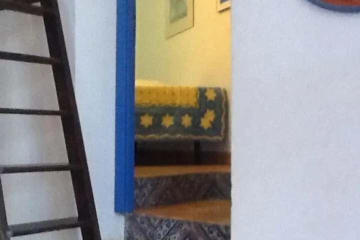 Room 11 of 21