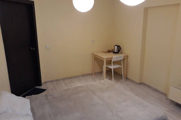Room 2 of 17
