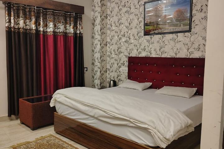 Room 16 of 22