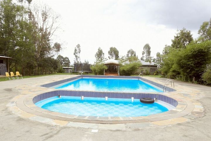 Pool 26 of 38