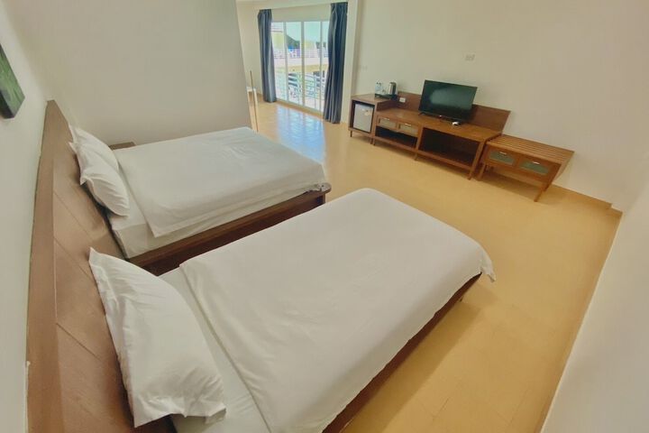 Room 13 of 56