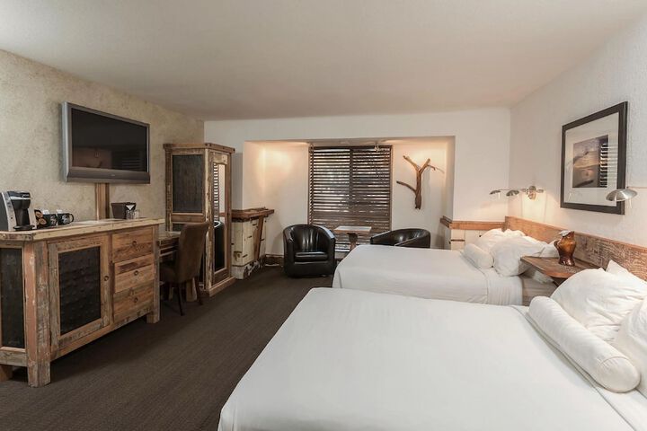 Room 16 of 26
