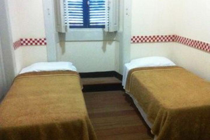 Room 4 of 22
