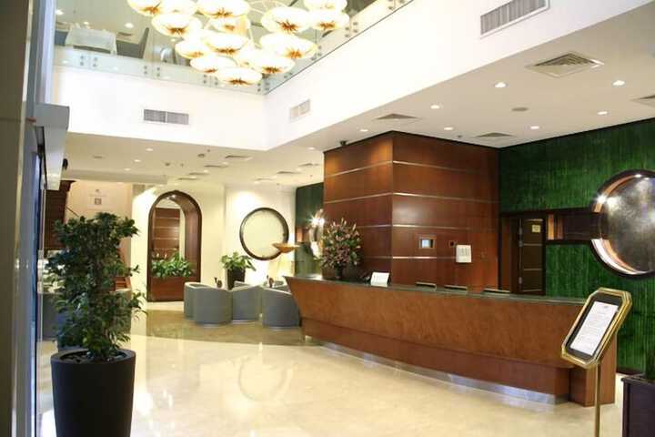 Guest Lobby