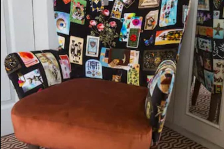 Room 19 of 48
