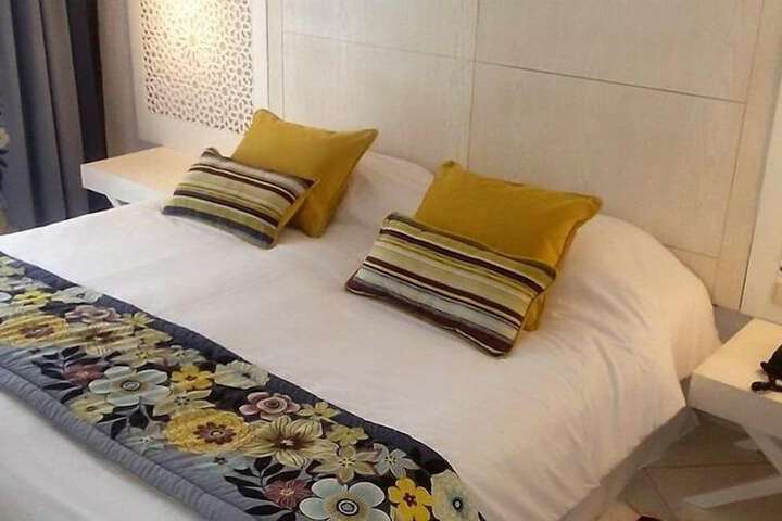 Room 3 of 21