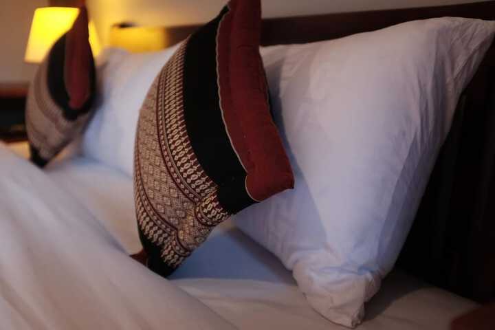 Room 4 of 38