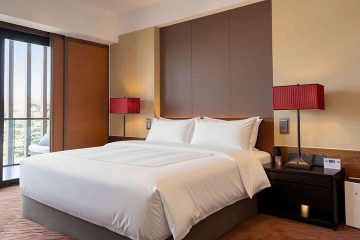 Room 34 of 77