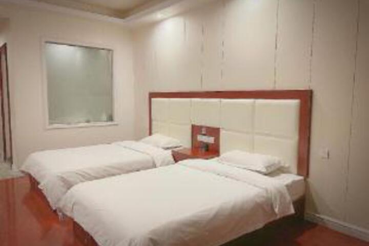 Room 7 of 7