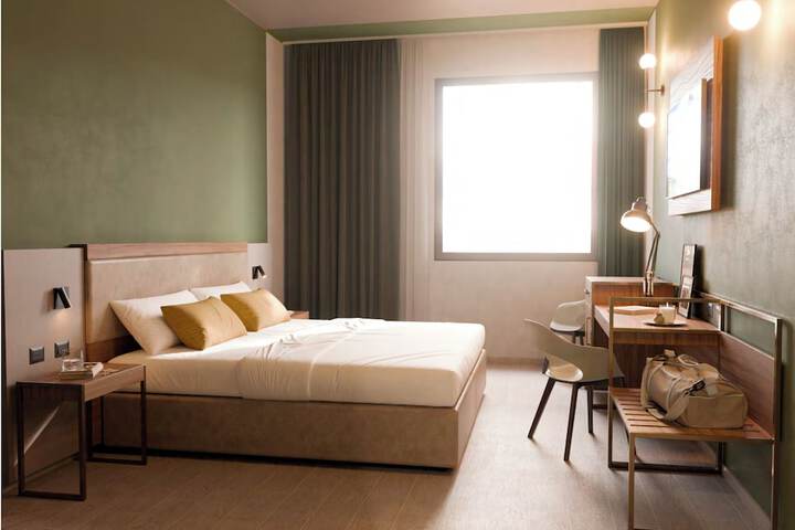 Room 2 of 6