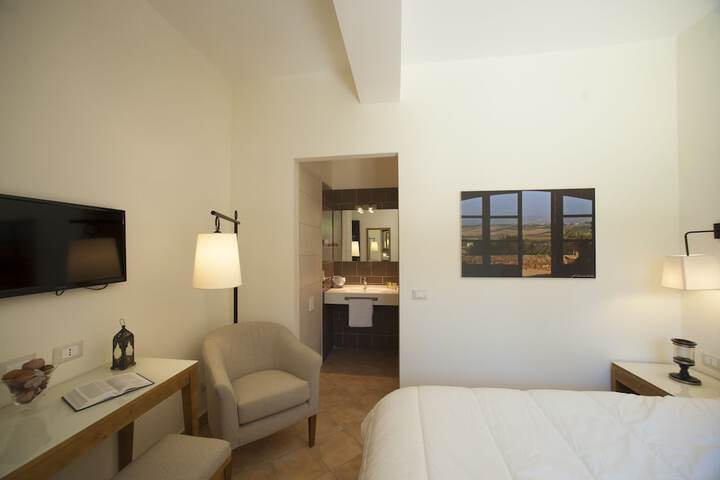 Room 7 of 40