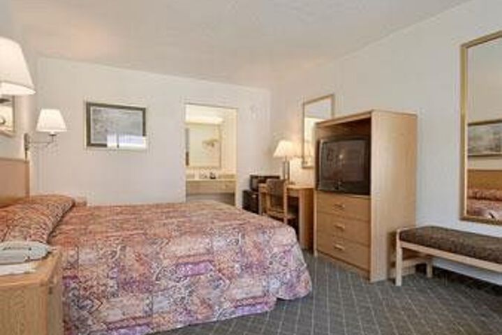 Room 22 of 45