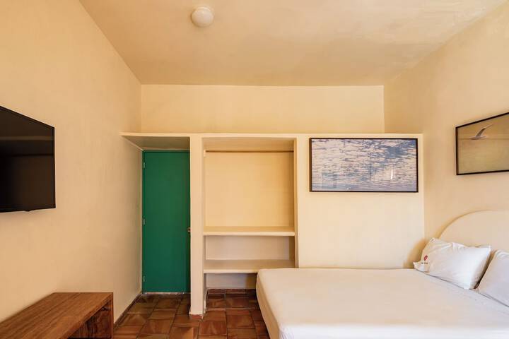 Room 7 of 56