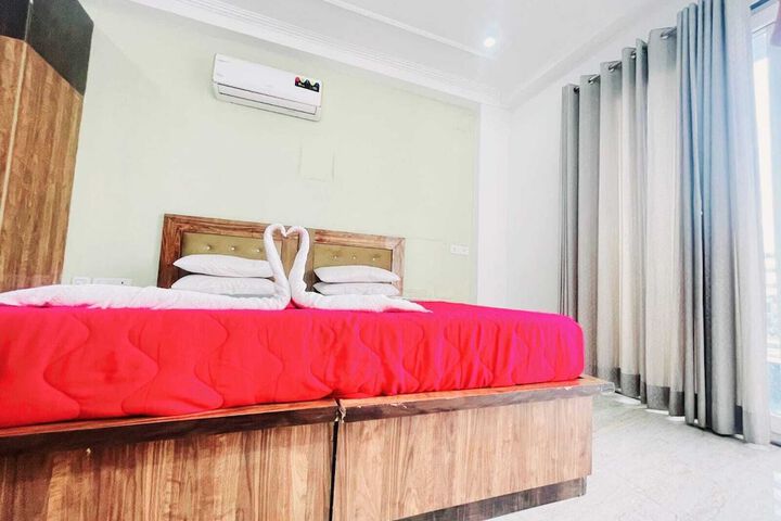 Room 7 of 22