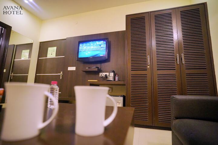 Room 10 of 21