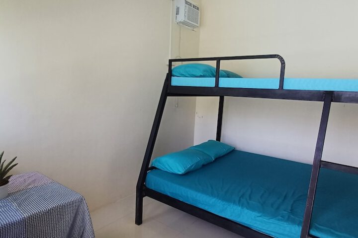 Room 2 of 23