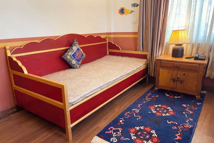 Room 62 of 214