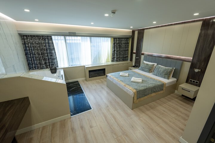 Room 31 of 48