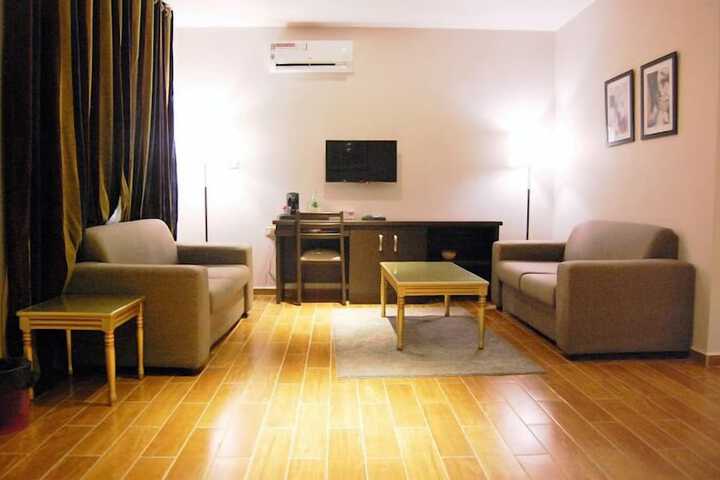 Room 15 of 59