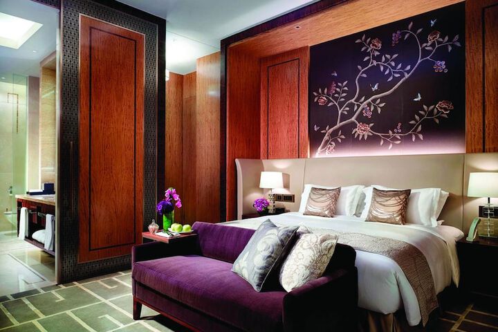 Room 9 of 61
