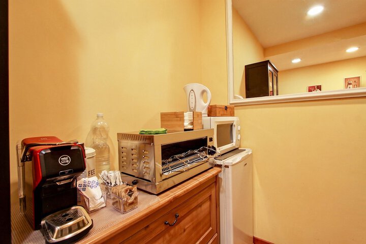 Breakfast/Coffee Service 40 of 51