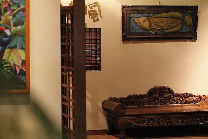 Entrance & Lobby