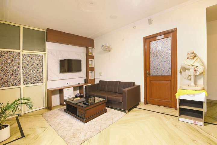 Hotel Interior 10 of 30