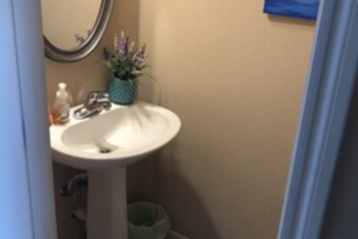 Room 5 of 38
