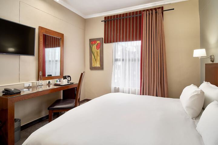 Room 14 of 53